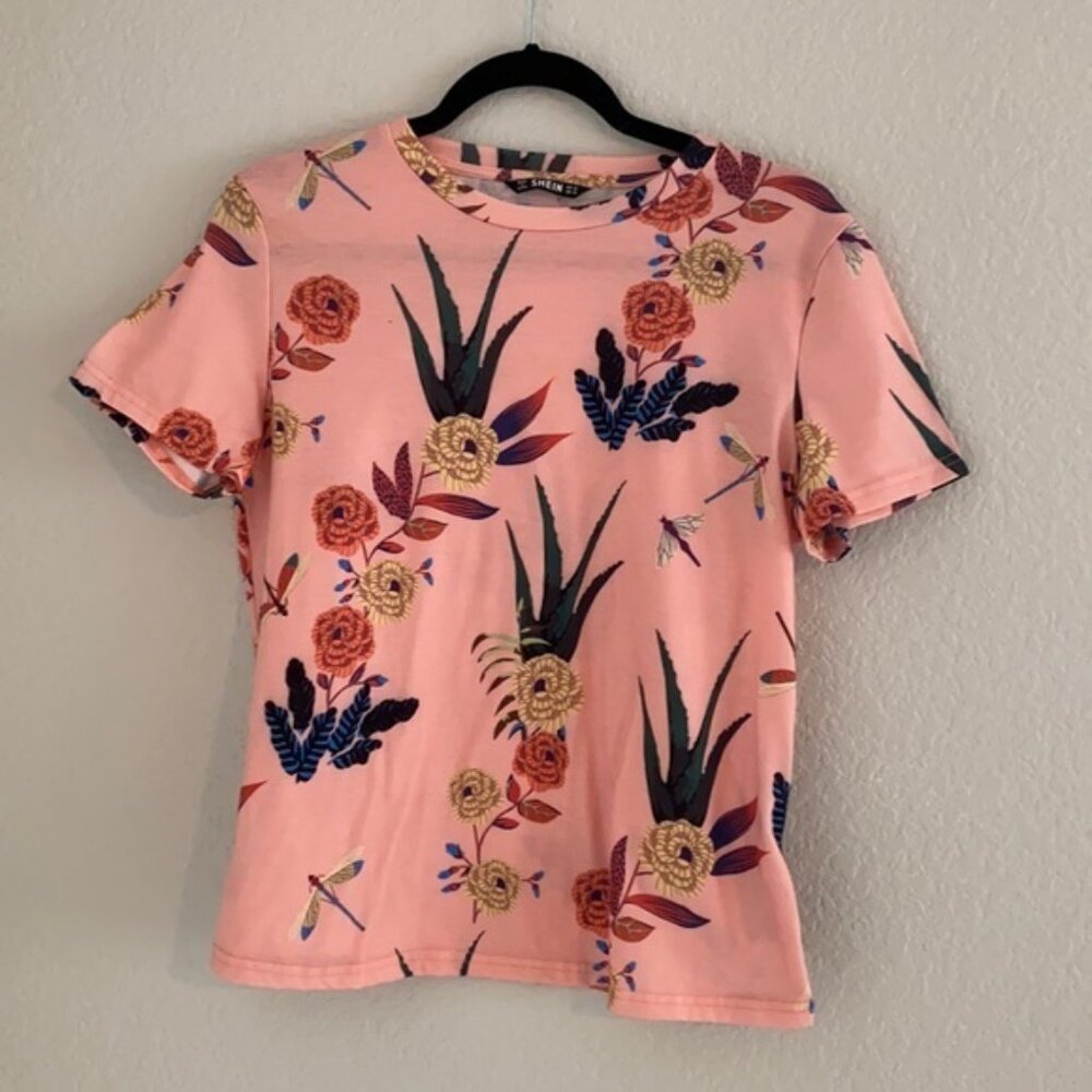SHEIN t shirt floral‎ sz xs